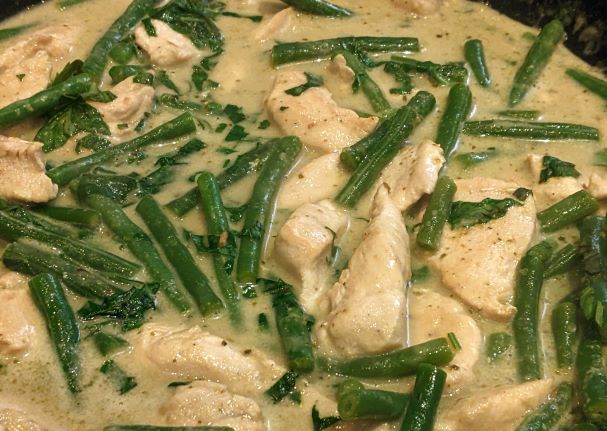 Green Chicken Curry